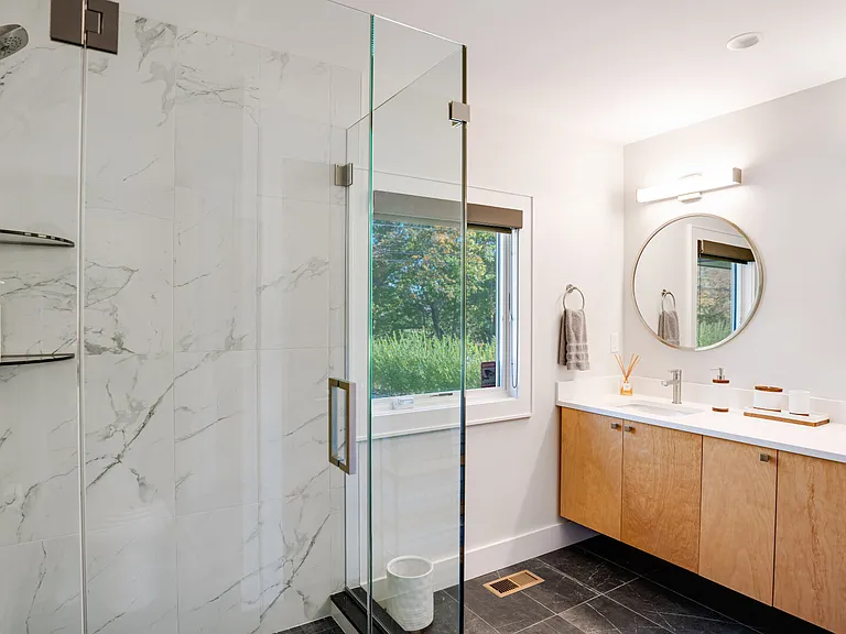 470 Harbor Ln — Photo 22