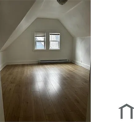 2 bed, 1000 sqft, $1,800 — Photo 1