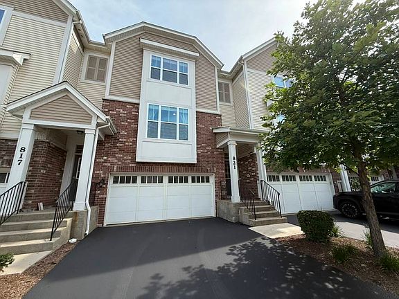 2nd image of 821 W Chase Ln