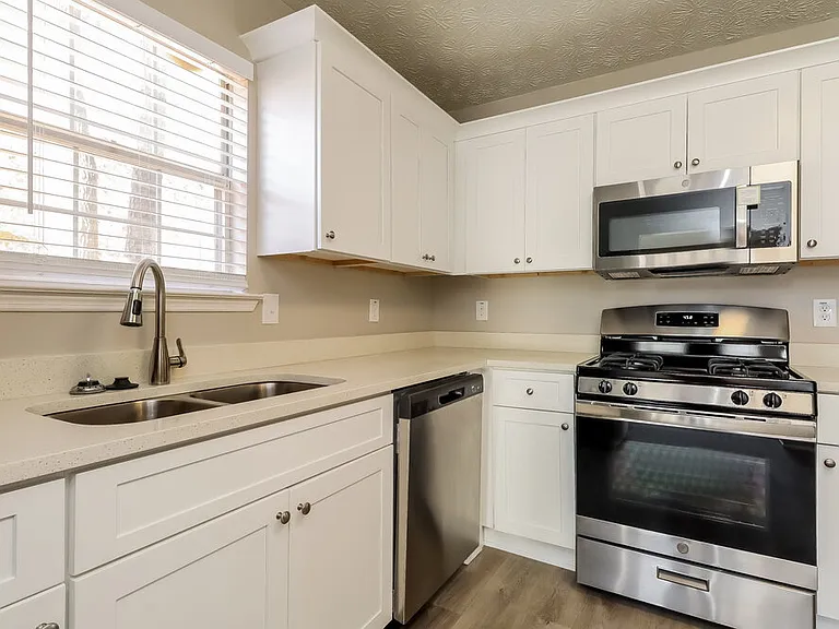 733 River Mist Dr — Photo 9