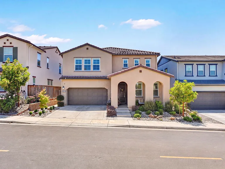 6971 Kirigin Way — Photo 2