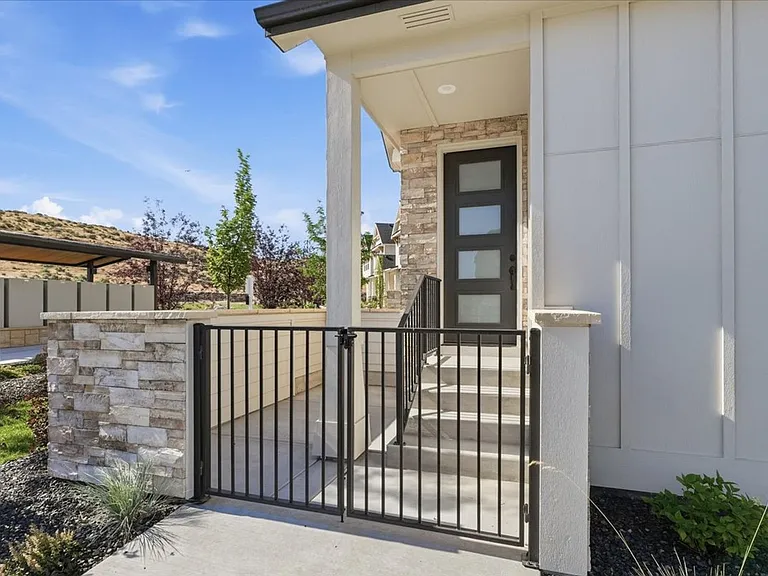 6252 N Holly Springs Ln — Photo 34