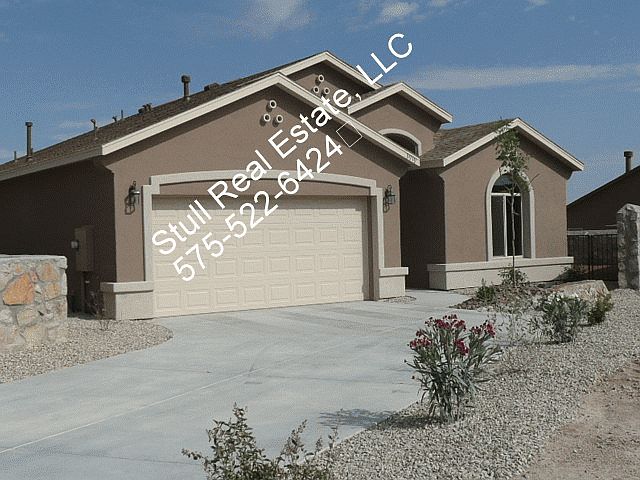1st image of 3919 Sombra Arbol Ct
