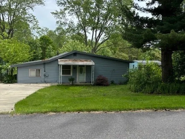 645 Ewart Rd, Akron, OH 44312