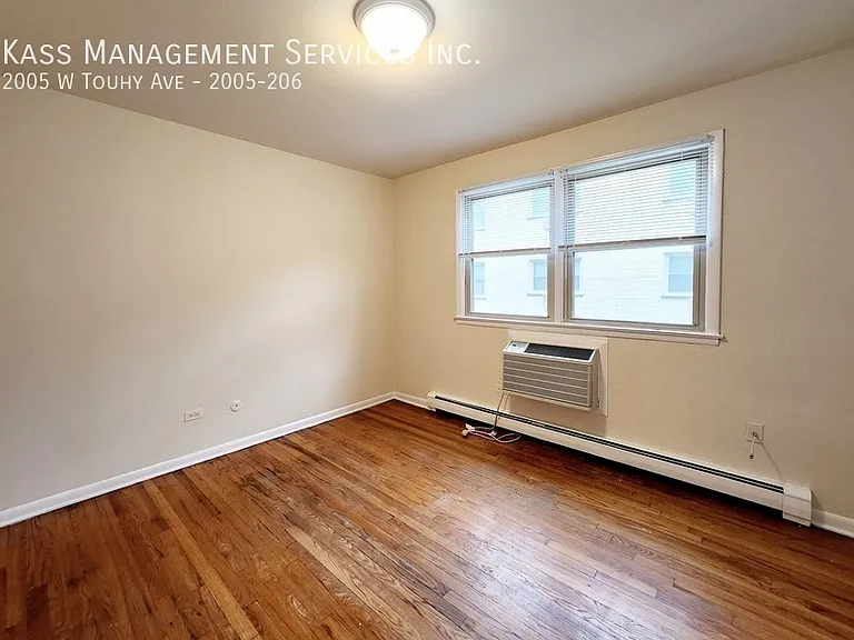 2005 W Touhy Ave #206 — Photo 10