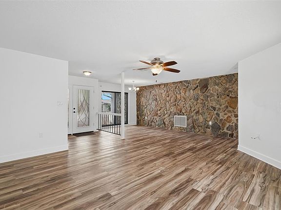 5th image of 104 NESTLEBRANCH DRIVE