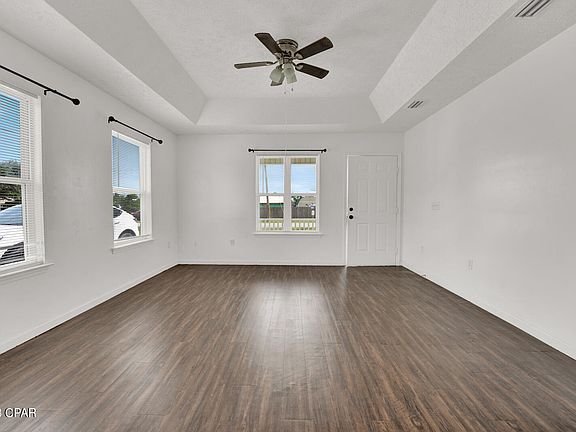 5th image of 6813 Winona St