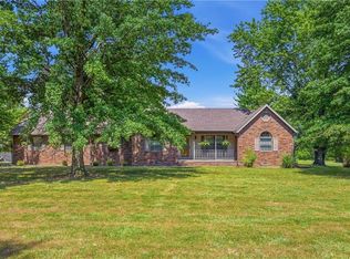 136 Westfield Rd, Pittsburg, KS 66762