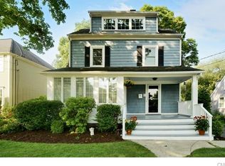 147 Fairview Ave, Fairfield, CT 06824