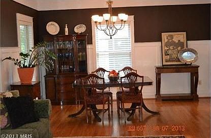 3rd image of 1812 N Stafford St
