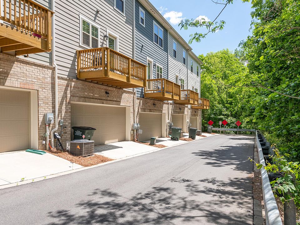1st image of 9529 Ainslie Downs St