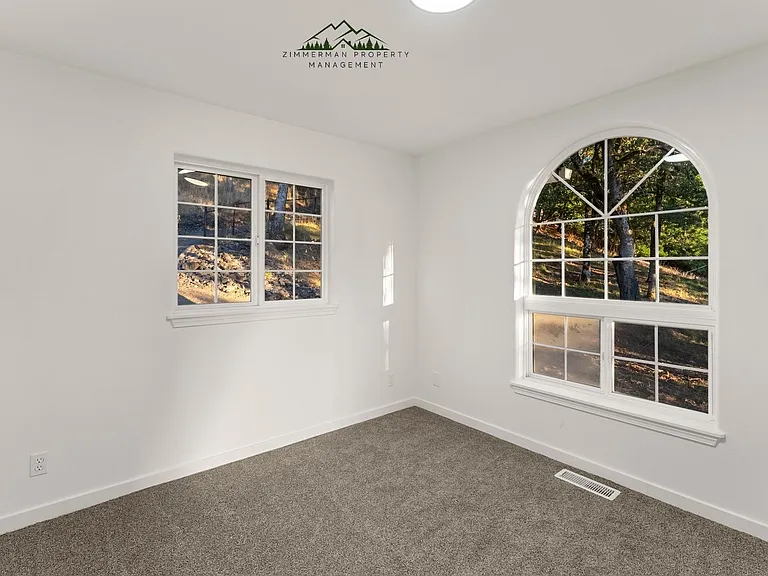 1485 SE Parkwood Dr — Photo 25