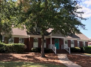 94 Clark Hill Dr, Eufaula, AL 36027