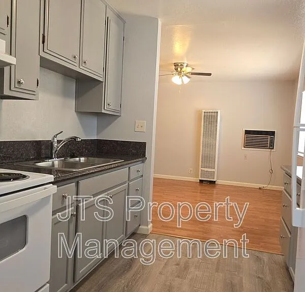 1515 V St #7 — Photo 6