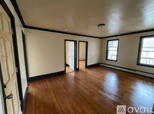 83 Penn Ave APT 2, Worcester, MA 01604