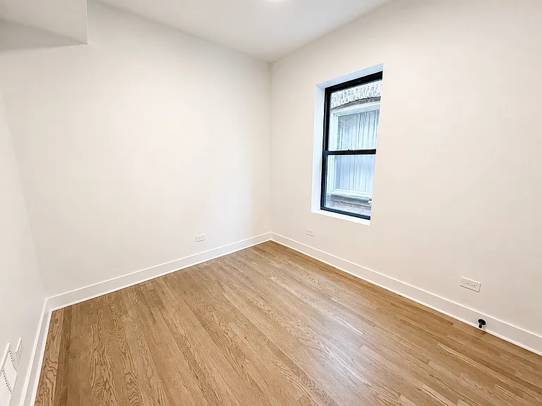 3807 N Lawndale Ave #2 — Photo 11