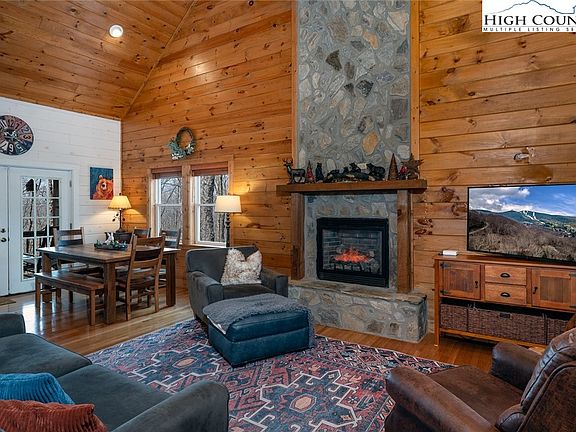 5th image of 214 Sugar Bear Ridge Lane