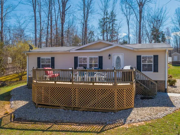 185 Stover Davis Rd, Leasburg, NC 27291