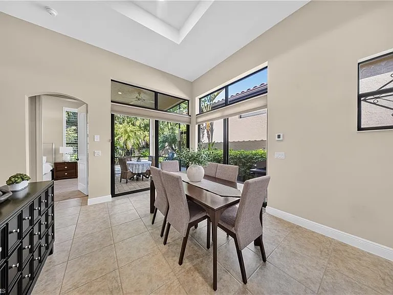 7890 Allende Ln — Photo 11
