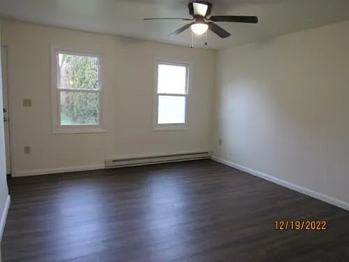 140 E. Spruce St. - F — Photo 2