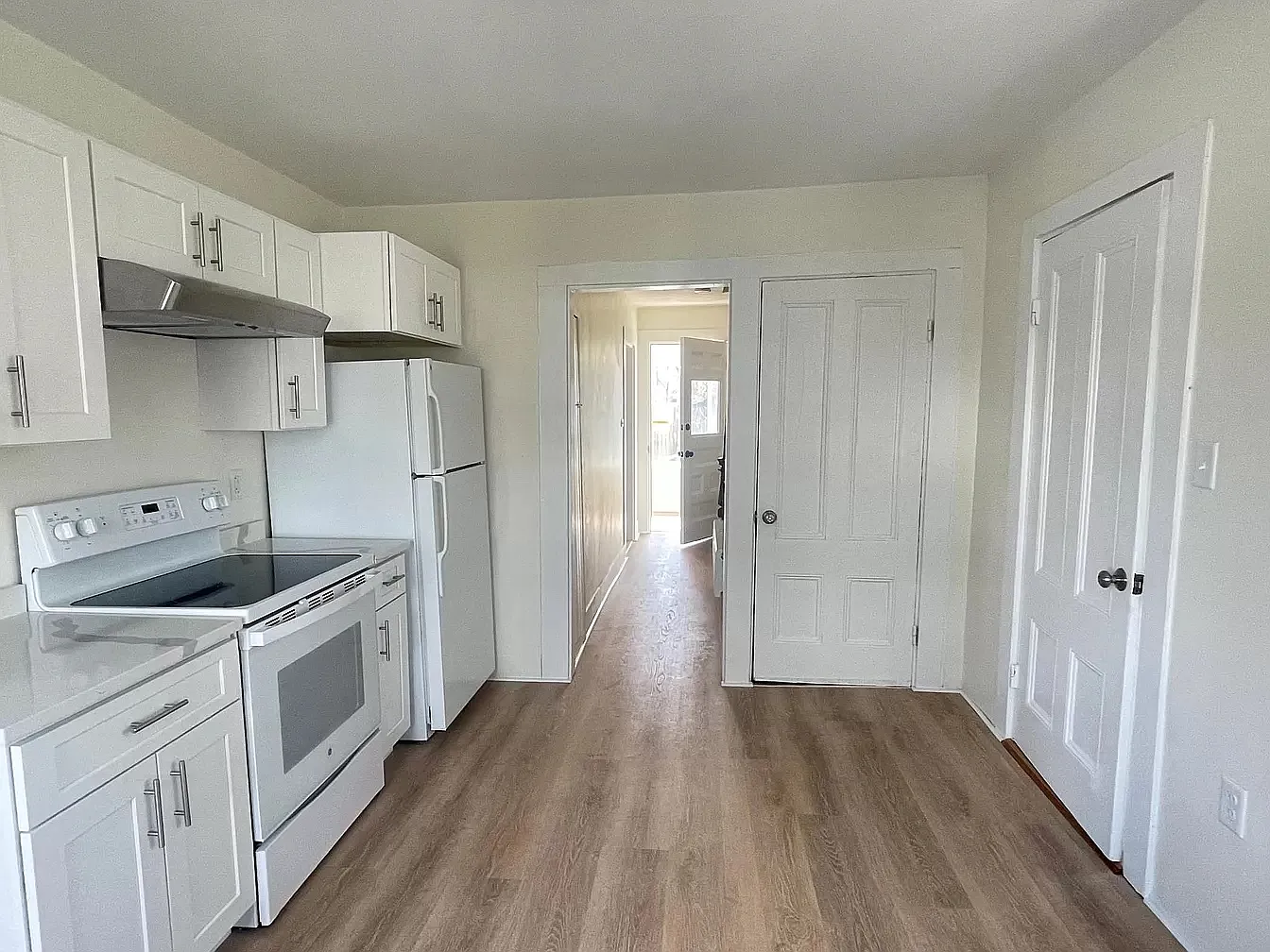 44 S Walnut St — Photo 3