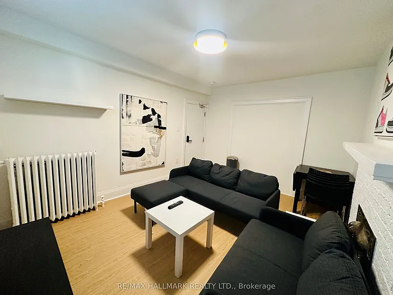 597 Saint Clair Ave W #8 — Photo 4