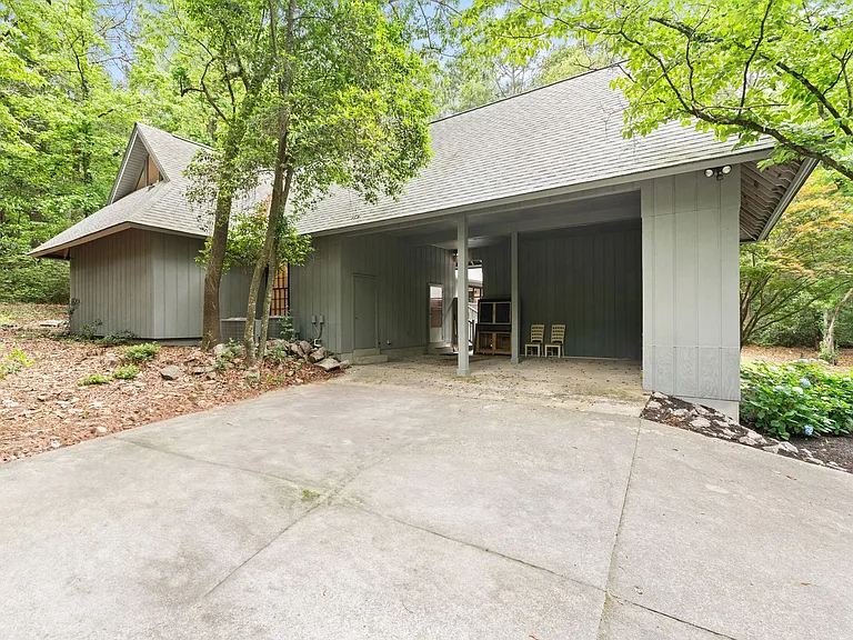 211 Wendwood Dr — Photo 30