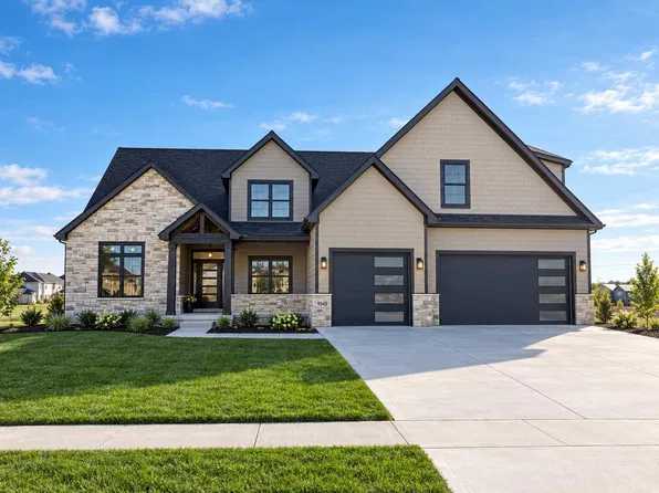 9945 Switch Grass Ln, Saint John, IN 46373