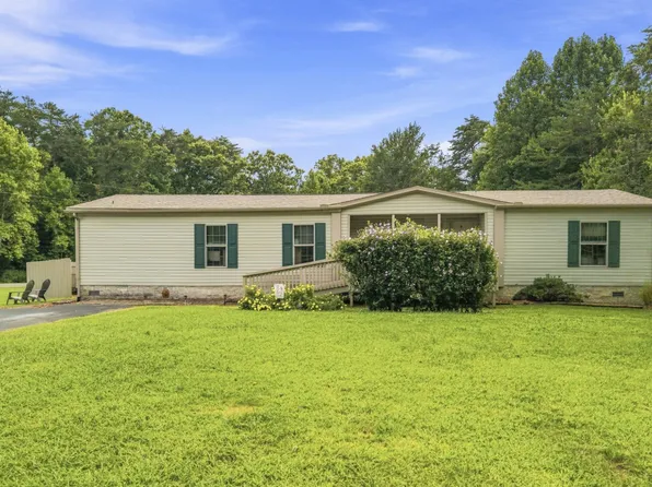 55 Raccoon Creek Rd, Crossville, TN 38572