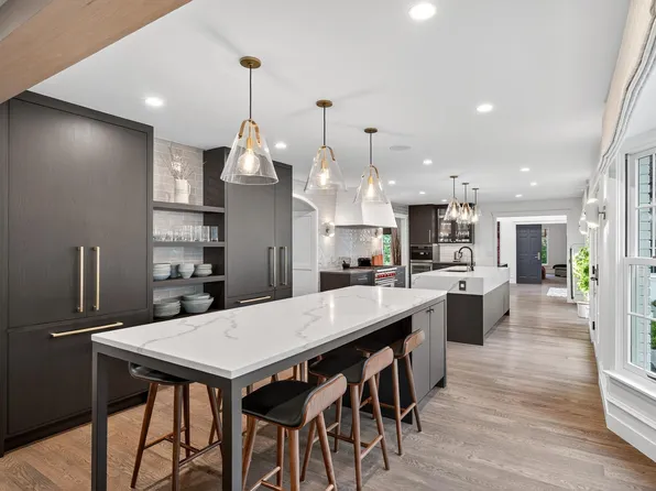 10055 Ideal Ave N, Saint Paul, MN 55110