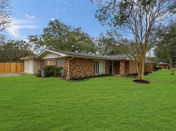 901 Aster Dr, Katy, TX 77493