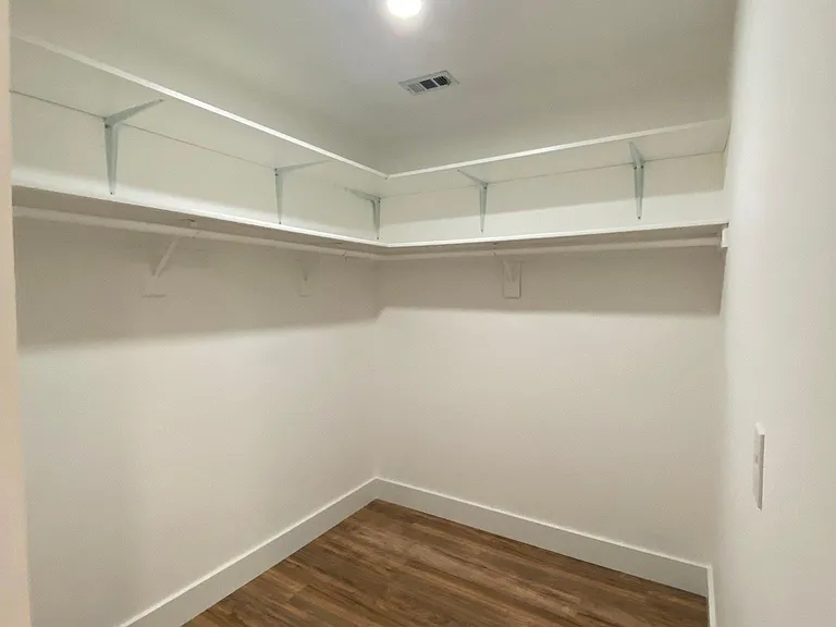 340 S Orlando Ave — Photo 12