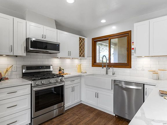 4th image of 4601 More Mesa Dr