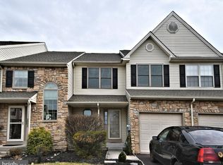 2003 Royal Ct, Royersford, PA 19468