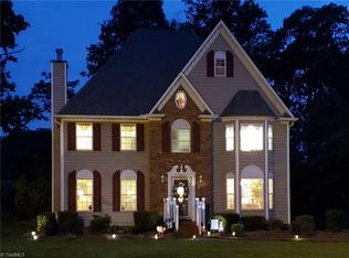 422 Cameronden Ct, Kernersville, NC 27284