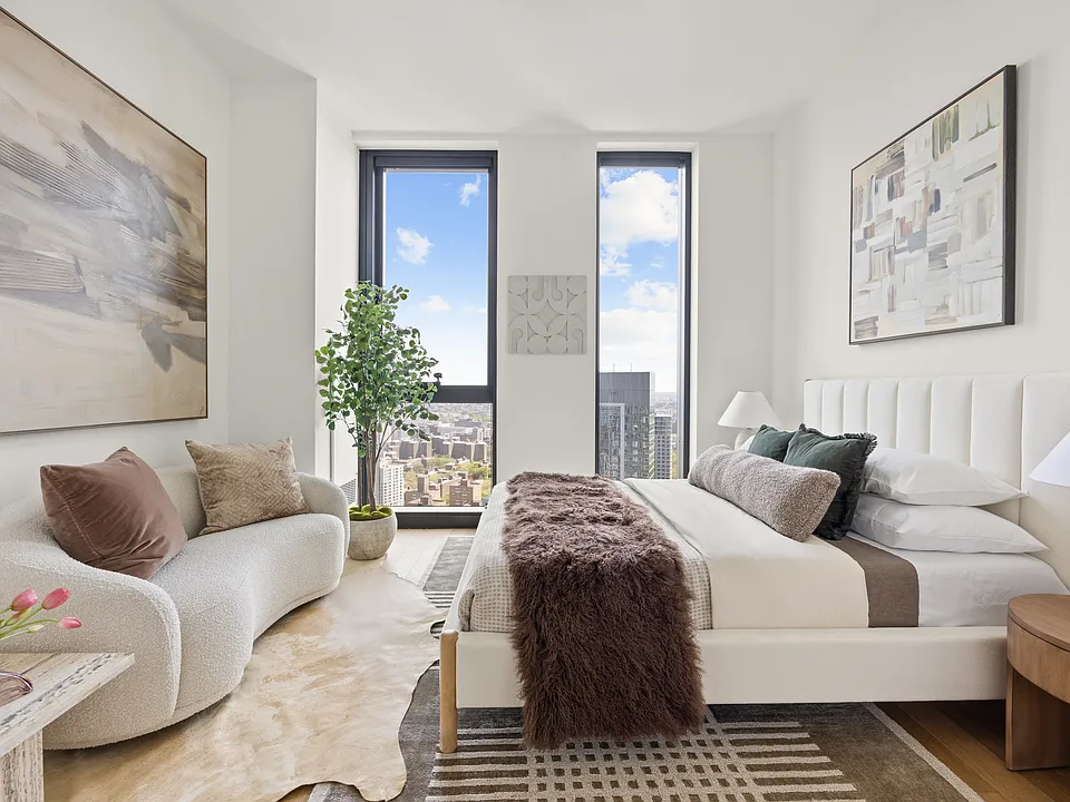 55 Fleet St #41E