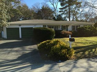 35 Roger Williams Dr, Smithfield, RI 02828