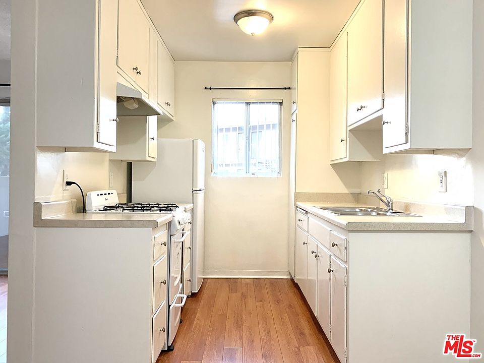 1st image of 2000 Alberta Ave #4A