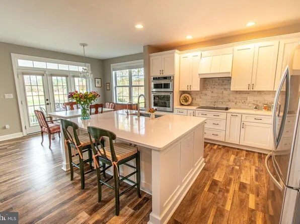 24912 Back Creek Dr, Saint Michaels, MD 21663