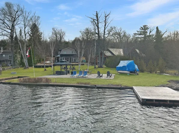 1008 Cherokee Trl, Algonquin Highlands, ON K0M 1J1