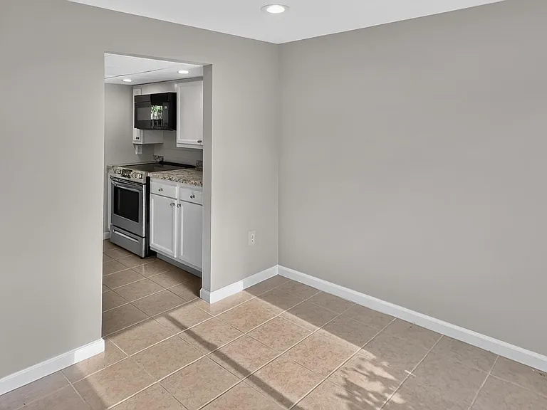 6556 Pennacook Ct — Photo 7