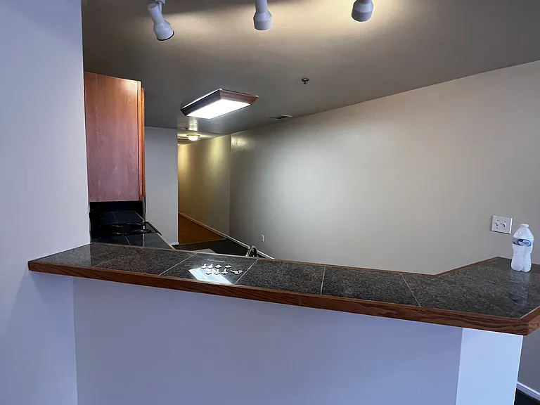 803 W Broad St #1 — Photo 29