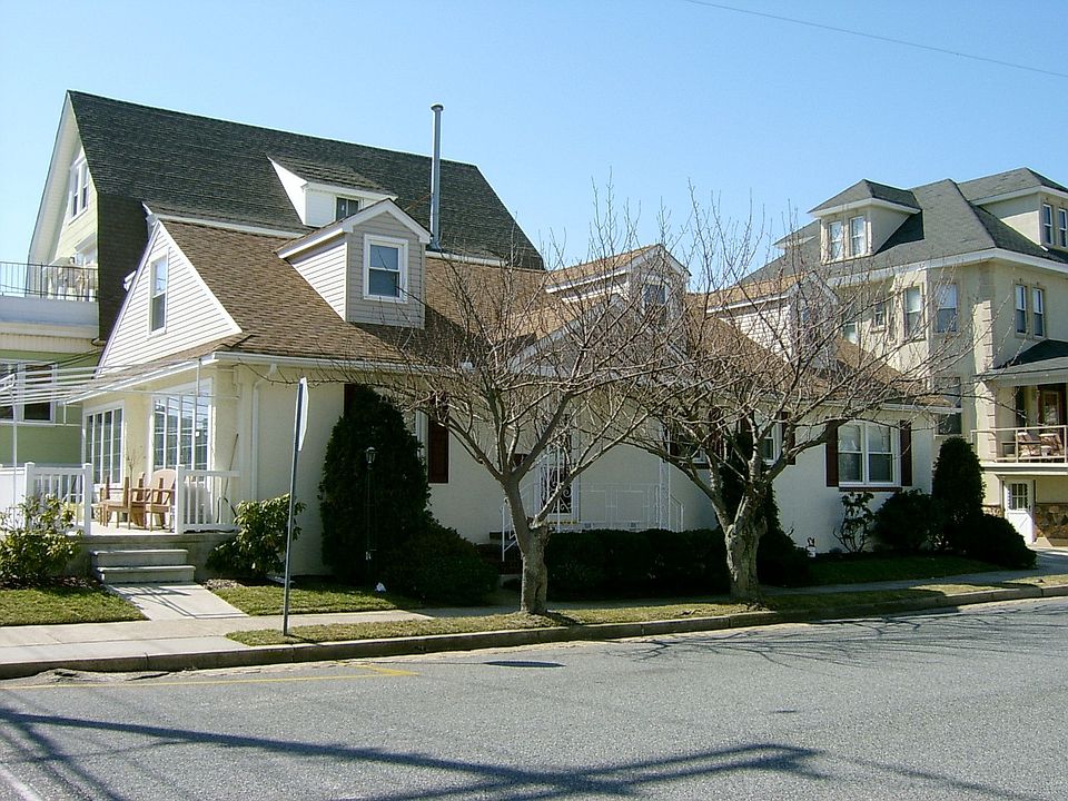 One Block to Beach & Boardwalk