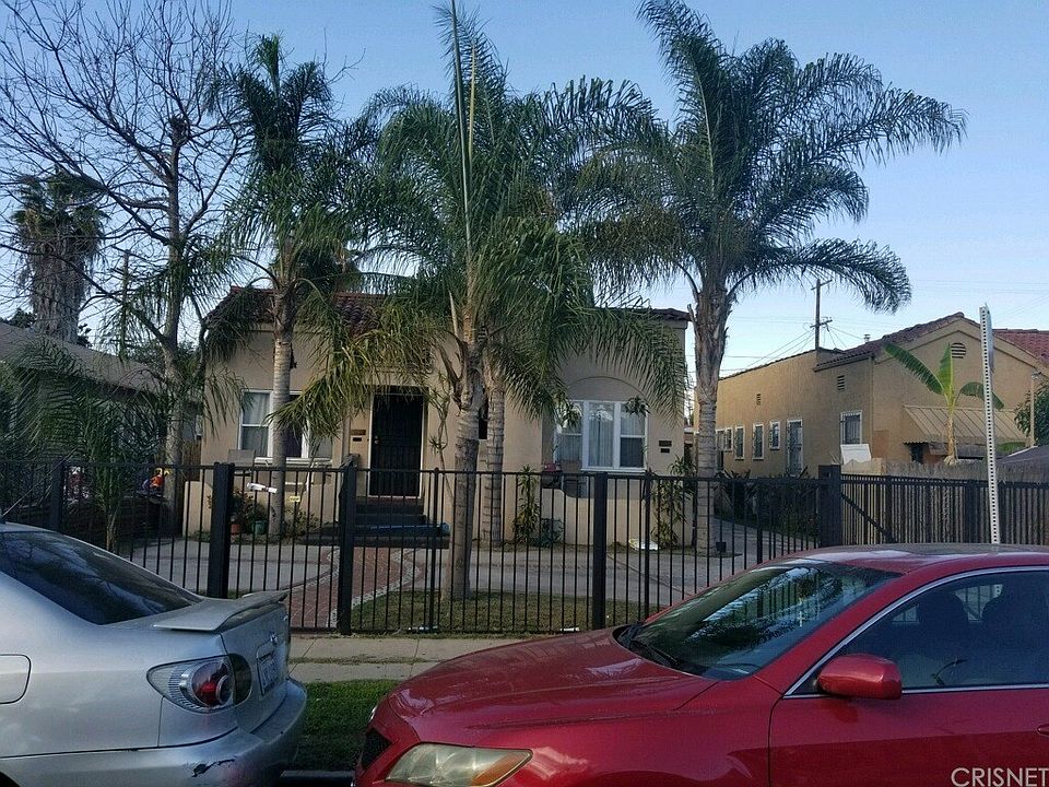 1st image of 1027 W 61st St