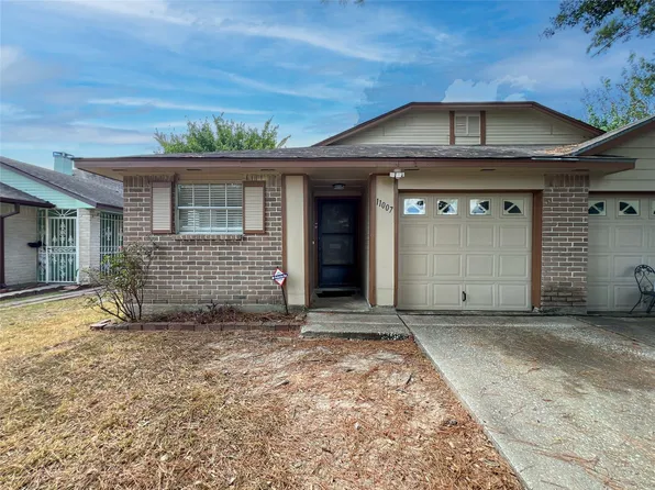 11007 Tobasa Ct, Houston, TX 77086