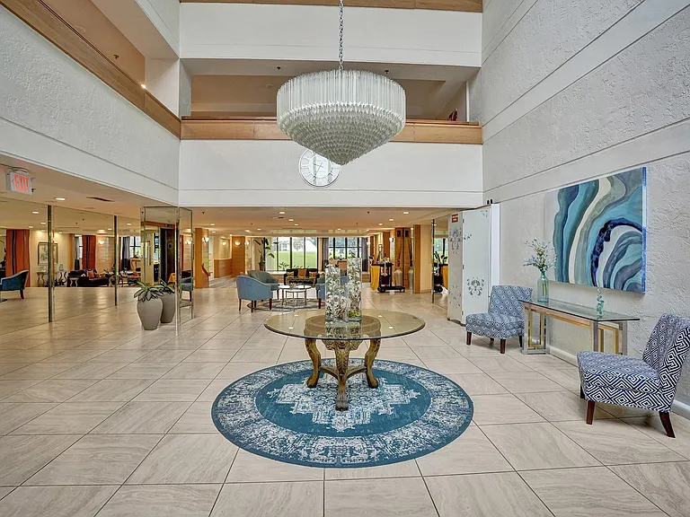 16300 Golf Club Rd #109 — Photo 2