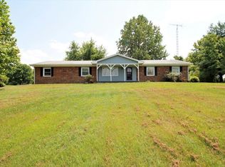 299 Poynters Ln, Cave City, KY 42127