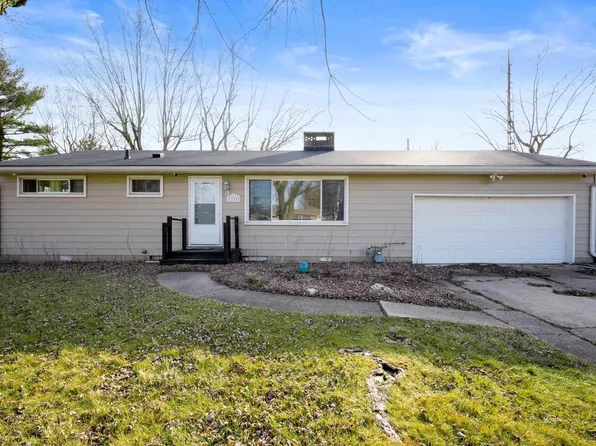 1711 W Just A Mere Ln, Muncie, IN 47304