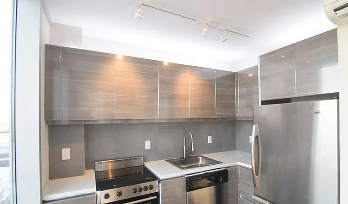 Rented by Loom Group | media 32