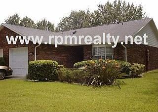 1st image of 5113 Lazy Oaks Dr